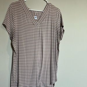 V neck striped top